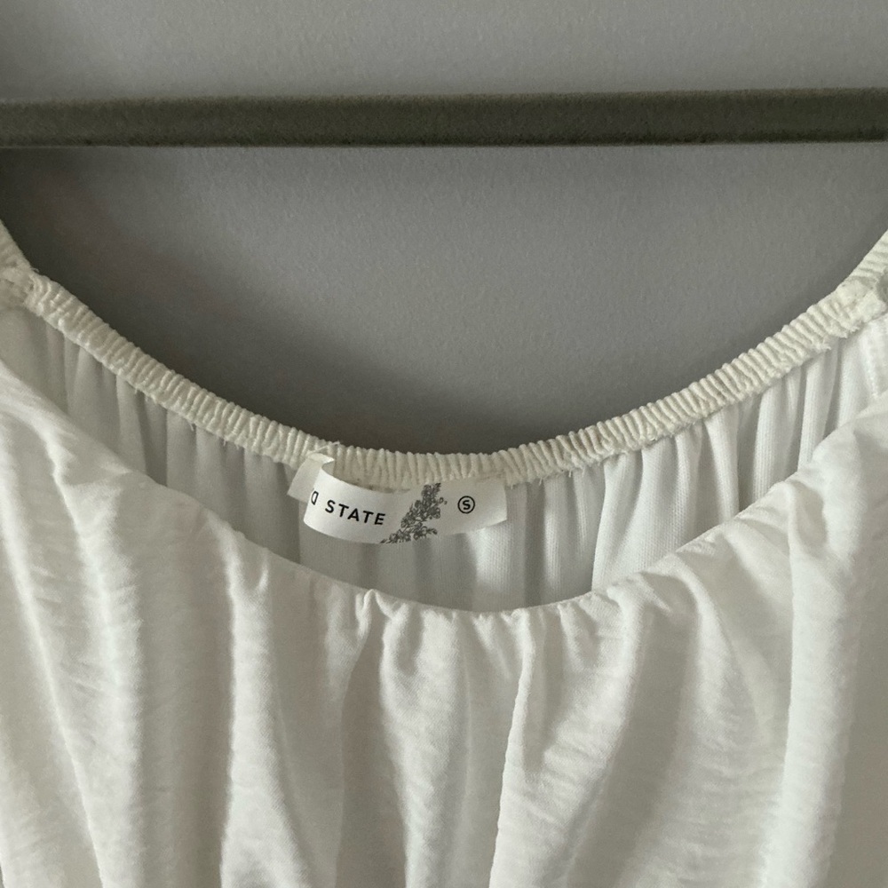Elegant White Long Sleeve Romper - Picture 2 of 5